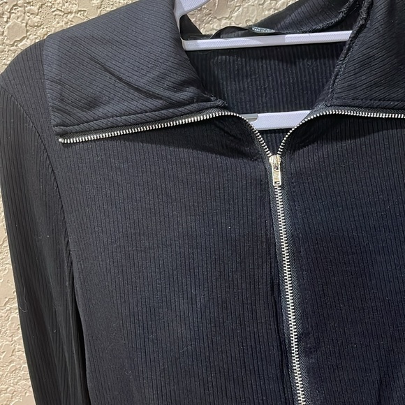 Long sleeve crop top - Picture 3 of 4